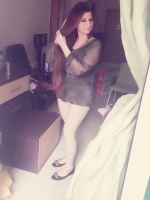 Escort top model girl Mariah (weight 71 kg, height 173 cm)