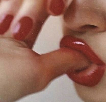 Sex services from Nieves available 24 7
