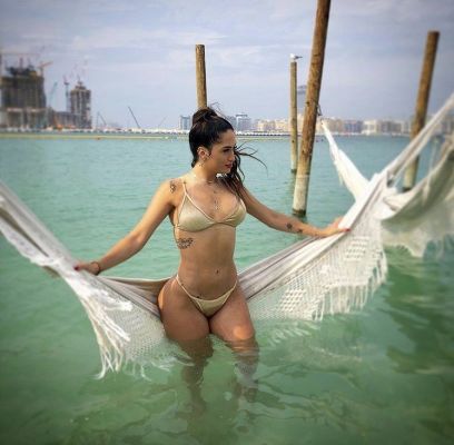 One of the sexiest babes of Beirut - Melanie will be yours for LBP 200